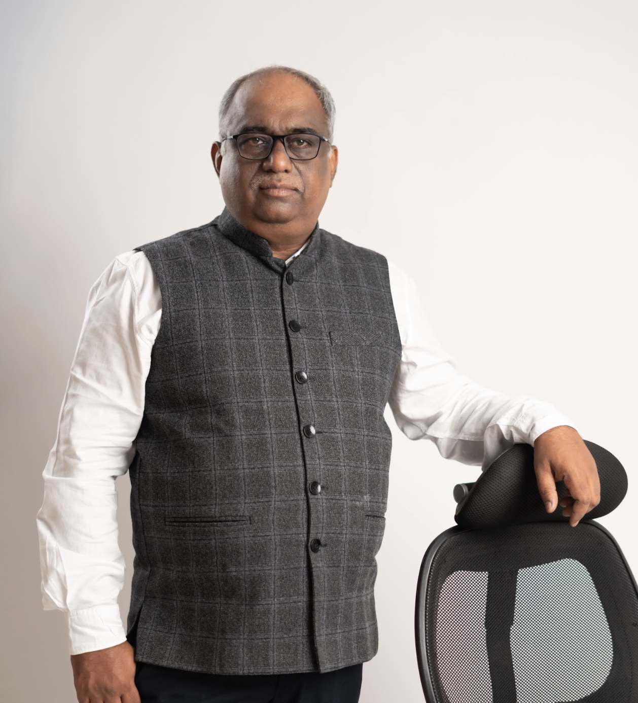 Atul Thakur in his Chhatrapati Sambhajinagar office at golden hour